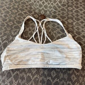 Lululemon sports bra